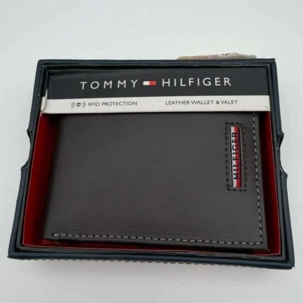 Tommy Hilfiger Leather Wallet Brand new‎